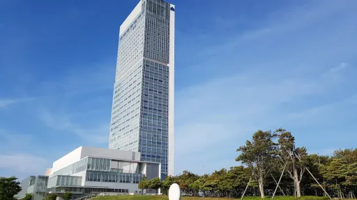 Bandaijima Art Museum
