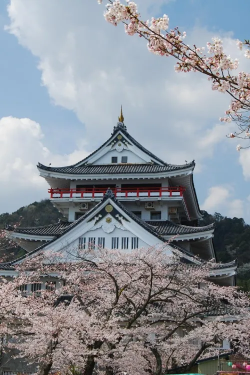 Atami Castle