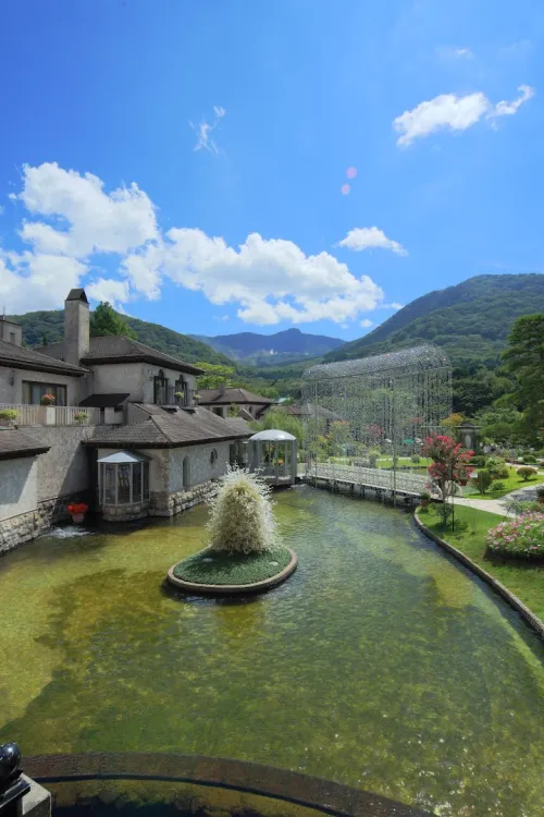Hakone Venetian Glass Museum (Glass Forest)