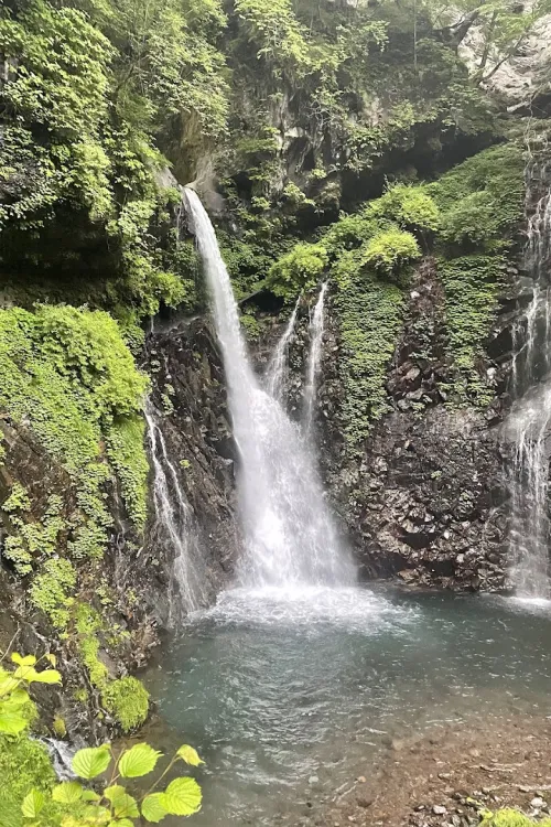 Urami Falls